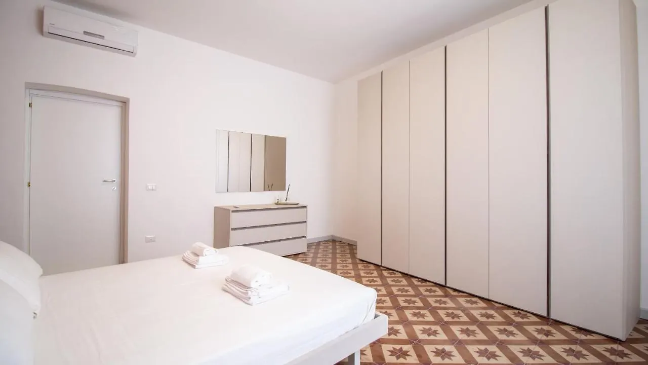 오리스타노 Sardinianworld - Xenia Boutique 아파트