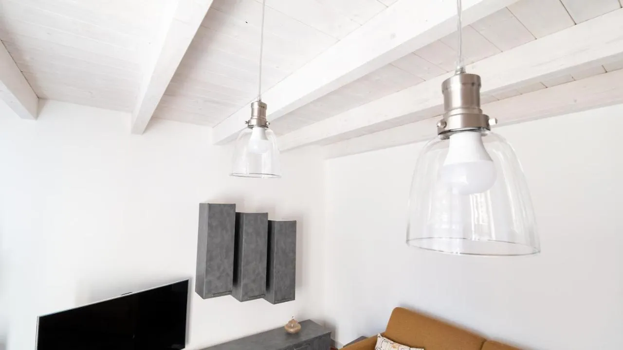 Sardinianworld - Xenia Boutique Apartment Oristano