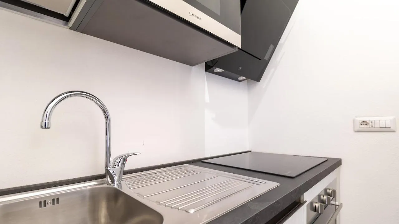 Sardinianworld - Xenia Boutique Apartment Oristano 0*,  Italy
