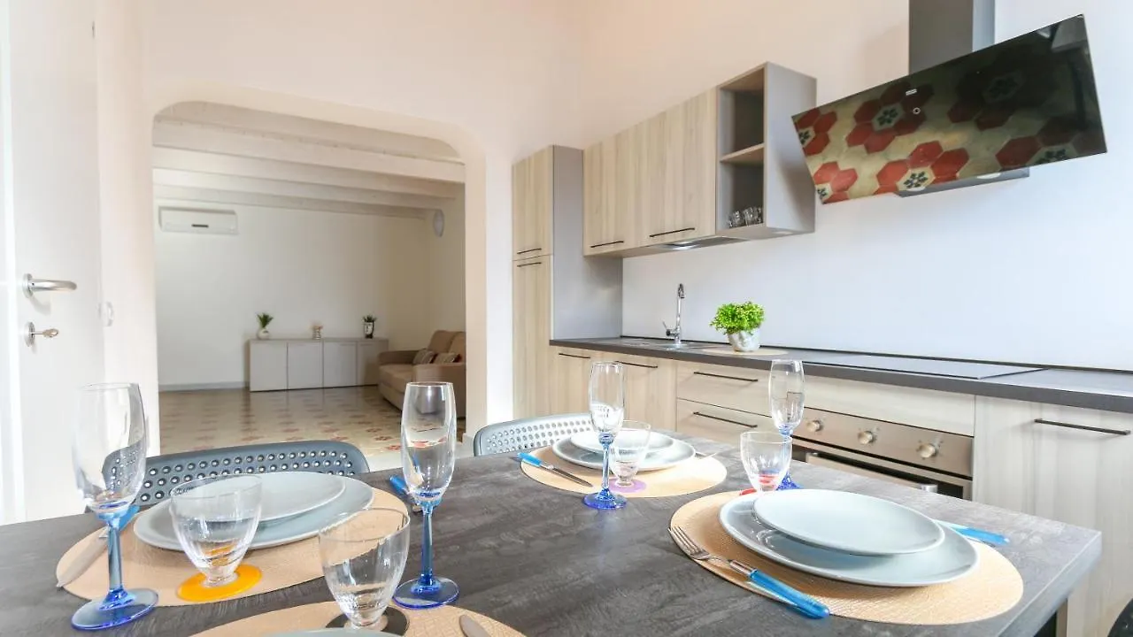 Sardinianworld - Xenia Boutique Apartment Oristano 0*,